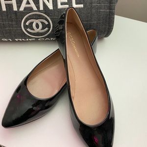 Black Patent Leather cute flats